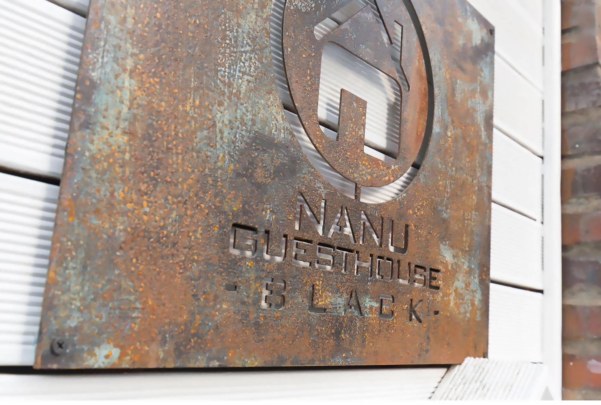 Nanu Guesthouse Black Apartments Seúl Exterior foto